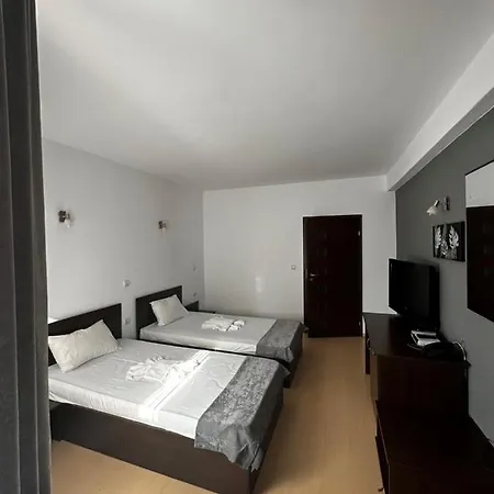 Хотел Костенец Hotel