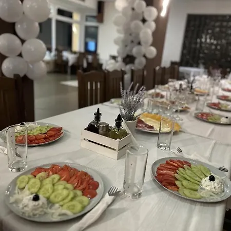 Hotel Хотел Костенец