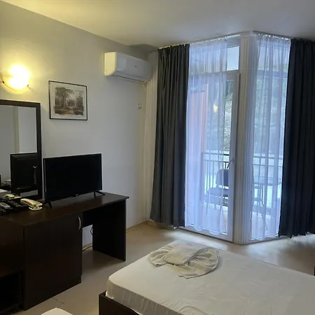 Хотел Костенец Hotel *