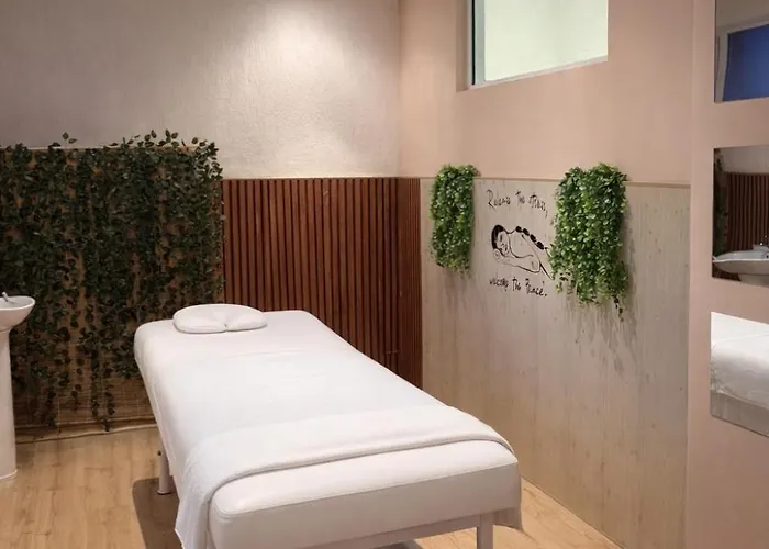 Хотел Хотел Костенец